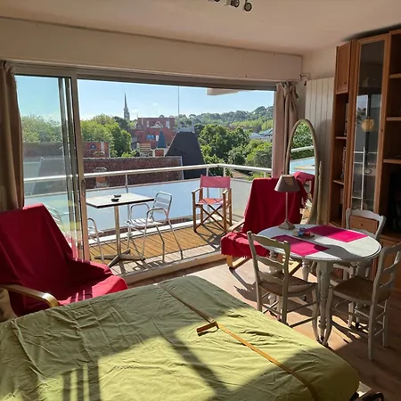 Joigny Pereire Apartment *